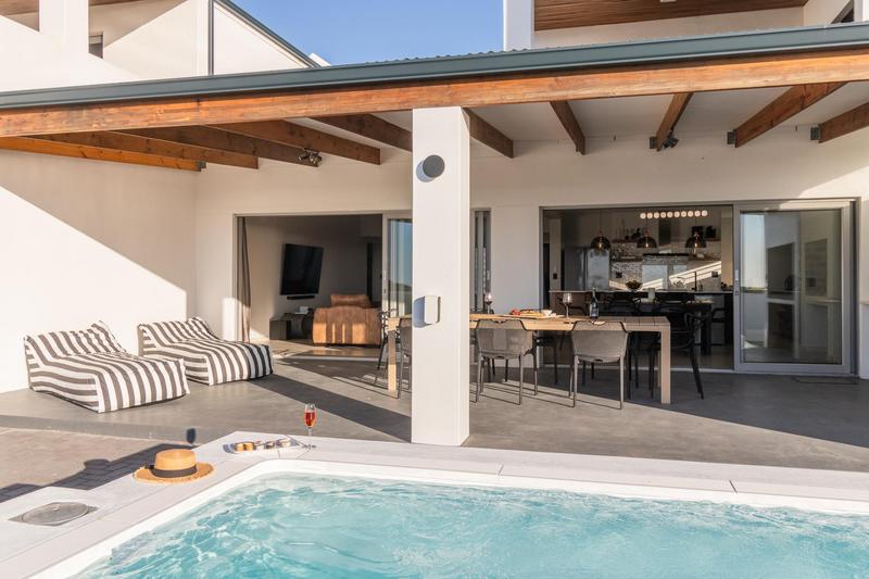 6 Bedroom Property for Sale in Dwarskersbos Western Cape